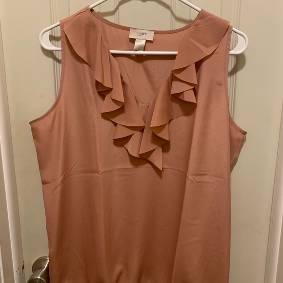 LOFT Tops - Loft peach blouse /M
